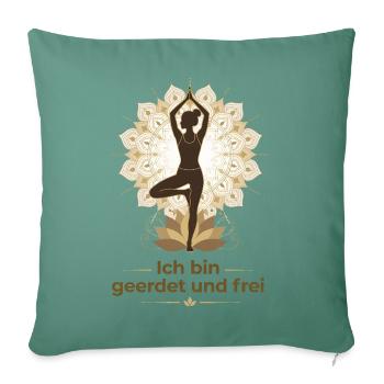 Geerdet und Frei Yoga Mandala - Sofakissenbezug 45 x 45 cm - Tanngrün - Vorne