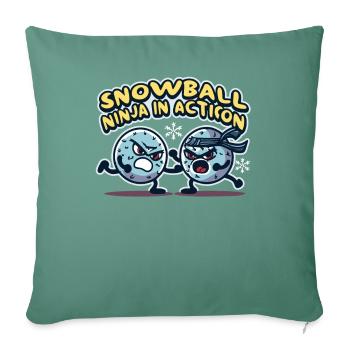 Snowball Fight - Snowball Ninja en action - Housse de coussin décorative 45 x 45 cm - vert sapin - Devant