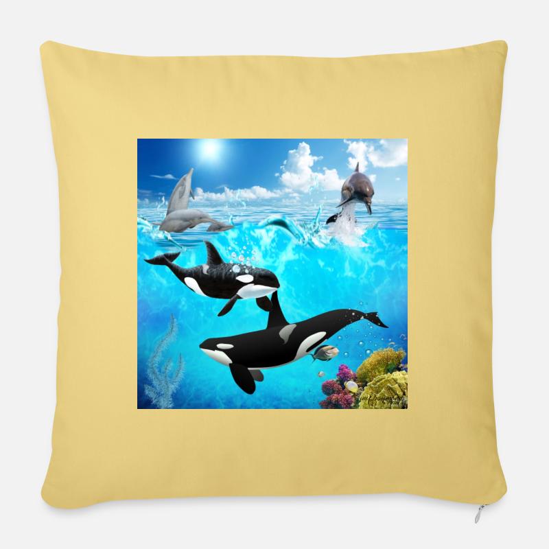 Unterwasserkapsel: Orca- und Delfintauchgang - Sofakissenbezug 45 x 45 cm - Hellgelb