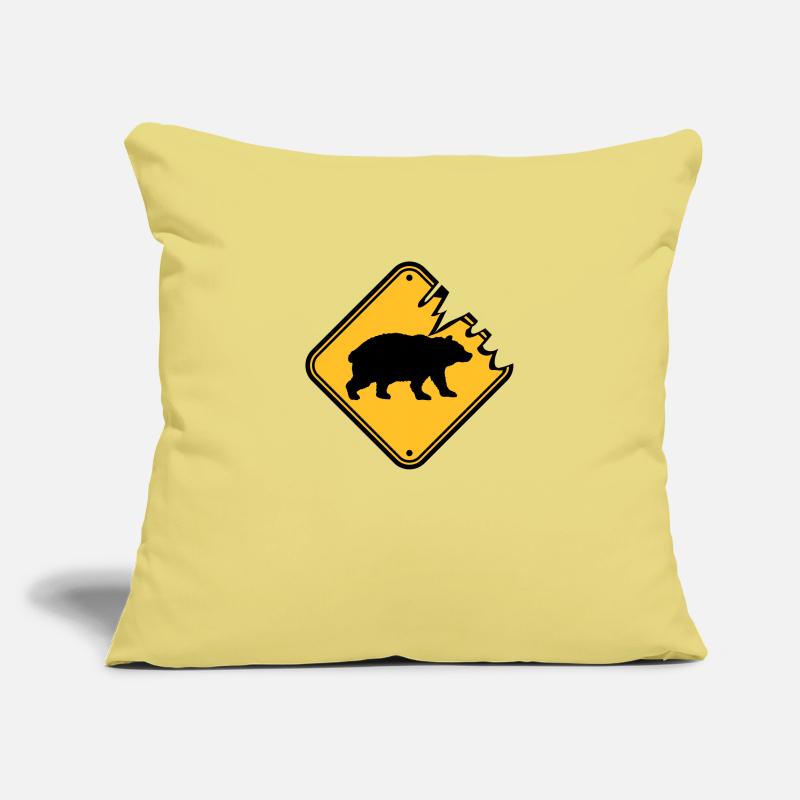 Shield Bear Danger to Life Sofa pillowcase 17,3'' x 17,3'' (45 x 45 cm)
