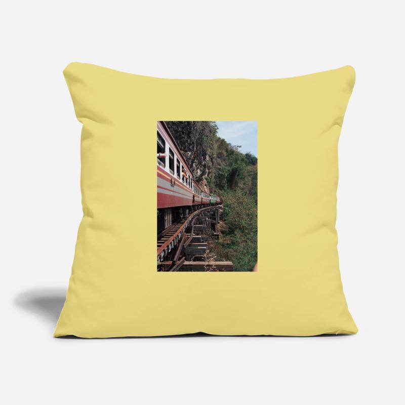 train, train Housse de coussin décorative 45 x 45 cm