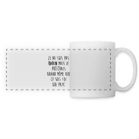 Maquette de Mug panoramique contrasté et blanc « Non, Je Ne Suis Pas Radin - T-shirt Humour » à imprimer et personnaliser
