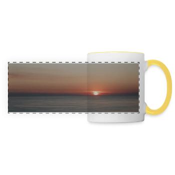 Sonnenuntergang über dem Meer - Panoramatasse - Weiß/Gelb - Vorne