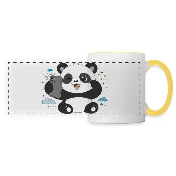 Niedlicher Panda macht Selfie – Lustiges Motiv - Panoramatasse - Weiß/Gelb - Vorne