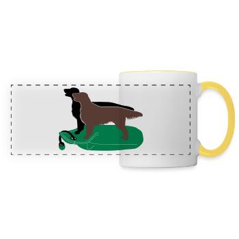 2 Flat Coated Retriever auf Dummy - Panoramatasse - Weiß/Gelb - Vorne