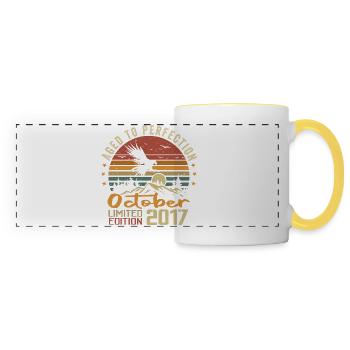 Vintage Octobre 2017 - Cadeau Rétro Octobre 2017 - Mug panoramique contrasté et blanc - blanc/jaune - Devant