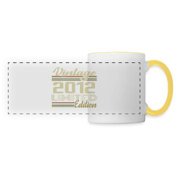 Anniversaire 12 Ans Millésime 2012 Cadeau 2012 - Mug panoramique contrasté et blanc - blanc/jaune - Devant
