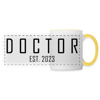 Doctor EST. 2023 - Panoramatasse - Weiß/Gelb - Vorne