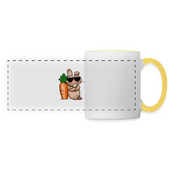 Cooler Hase mit Riesenkarotte - Panoramatasse - Weiß/Gelb - Vorne