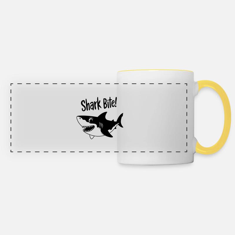Morsure de requin ! - Drôle de requin - Mug panoramique contrasté et blanc - blanc/jaune