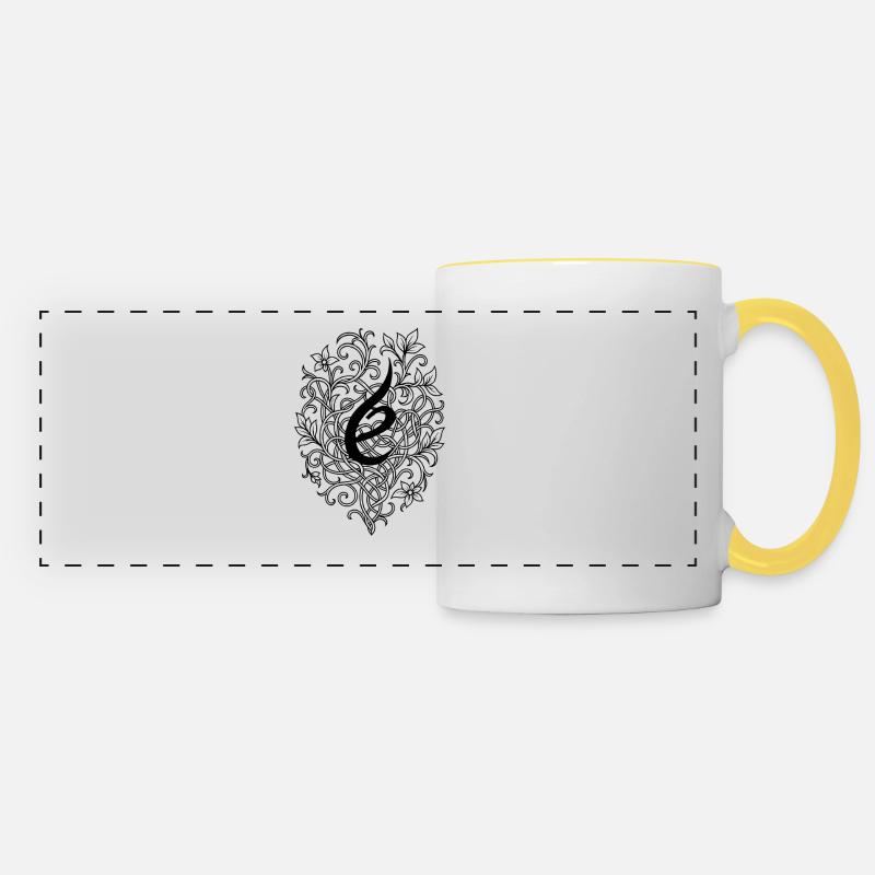 Verzierte_Blume_um_den_Buchstaben__e_ - Panoramic Mug - white/yellow