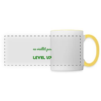 A geek doesn't get old, he level up - Panoramic Mug - white/yellow - Front