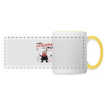 Badass Mamie Depuis 1941 - Vintage 84ème Anniversaire - Mug panoramique contrasté et blanc - blanc/jaune - Devant