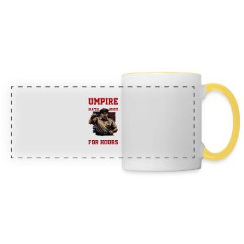 Arbitre, qui se tient sur un terrain et se fait crier après 5 - Mug panoramique contrasté et blanc - blanc/jaune - Devant