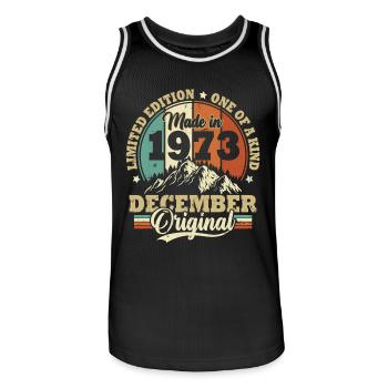 Cadeau Anniversaire Rétro Vintage 1973 Décembre - Maillot de basket Homme - noir/blanc - Devant - AI Model Male 185 dark (185cm)