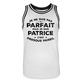 Patrice Un Prénom, Une Attitude L’Humour Patrice - Maillot de basket Homme - blanc/noir - Devant - AI Model Male 185 dark (185cm)