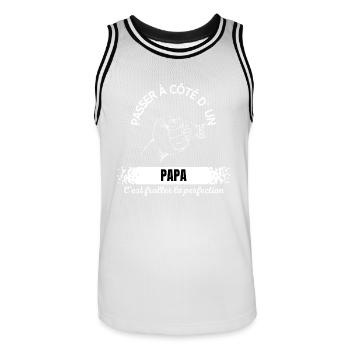 Passer à coté d'un papa c'est froller la perfect.. - Maillot de basket Homme - blanc/noir - Devant - AI Model Male 185 dark (185cm)