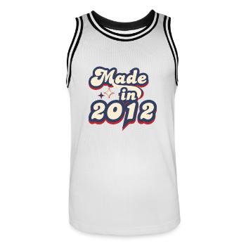 Hergestellt im Jahr 2012 retro - Männer Basketball-Trikot - Weiß/Schwarz - Vorne - AI Model Male 185 dark (185cm)