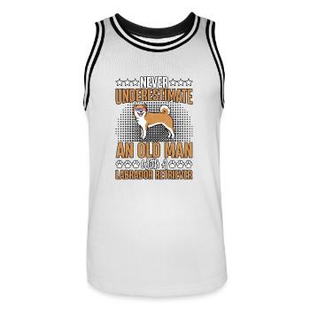 NEVER UNDERESTIMATE AN OLD MAN WITH A LABRADOR - Men's Basketball Jersey - white/black - Front - AI Model Male 185 dark (185cm)
