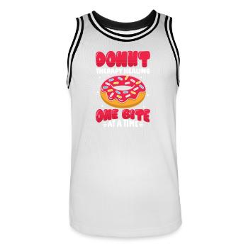 Restauration rapide en donuts - Maillot de basket Homme - blanc/noir - Devant - AI Model Male 185 dark (185cm)