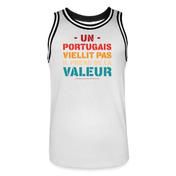 Un Portugais Viellit Pas Il Prend De La Valeur ... - Maillot de basket Homme - blanc/noir - Devant - AI Model Male 185 dark (185cm)