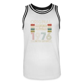 Anniversaire vintage 1976 - Maillot de basket Homme - blanc/noir - Devant - AI Model Male 185 dark (185cm)