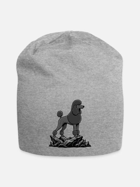 Schwarzer Pudelhund auf Felsen – elegantes Porträt - Jersey-Beanie - Grau meliert