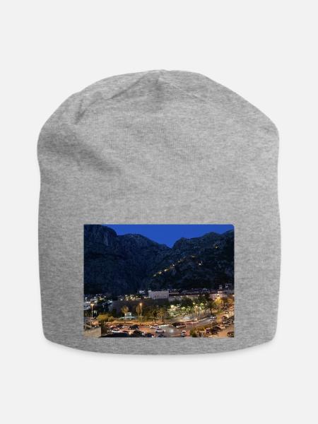 Abendstimmung in Bergdorf - Jersey-Beanie - Grau meliert