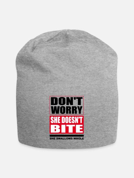 Don't worry she doesn't bite dogs funny sayings - Jersey Beanie - heather grey
