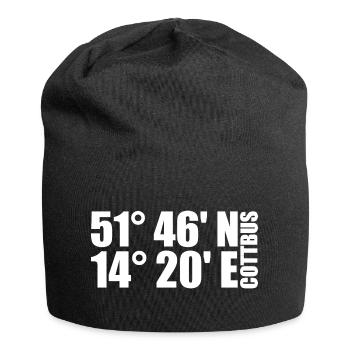 Cottbus Koordinaten - Jersey-Beanie - Schwarz - Vorne