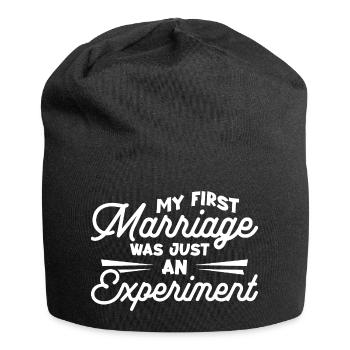 Meine erste Ehe war nur ein Experiment - Jersey-Beanie - Schwarz - Vorne