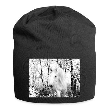 weißes Pferd im Winterwald - Jersey-Beanie - Schwarz - Vorne