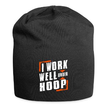 I Work Well Under Hoop Basketball Player Gift - Jersey-Beanie - Schwarz - Vorne