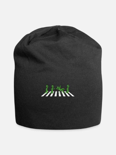 Aliens Crossing Road A Funny Sci-Fi Fans - Jersey Beanie - black
