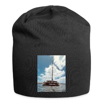 Catamaran à voile au-dessus de l’eau - Bonnet en jersey - noir - Devant