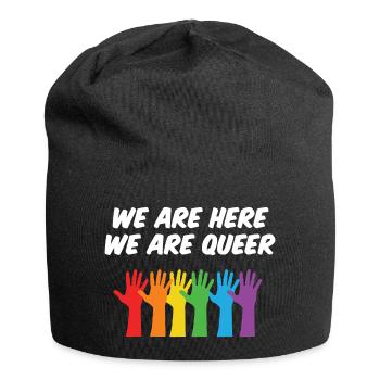Mois de la fierté LGBT - Nous sommes ici, nous sommes queer - Bonnet en jersey - noir - Devant