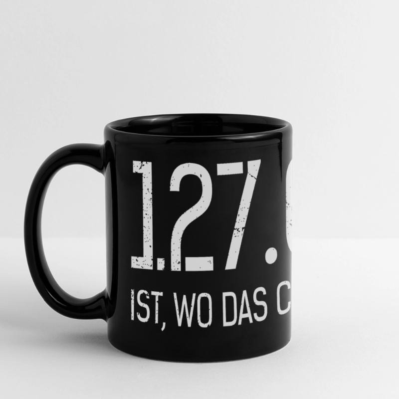Science Coder 127.0.0.1 IST. WO CODER HERZ IST Panorama-Tasse farbig