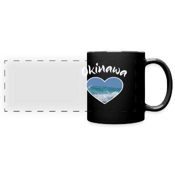 Okinawa Herz Strand Meer - Panorama-Tasse farbig - Schwarz - Vorne