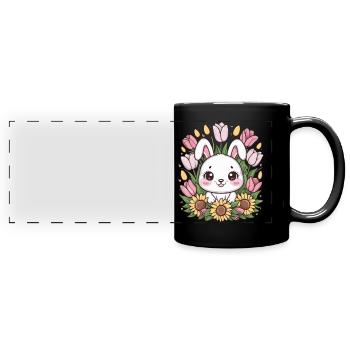 Kawaii Hase mit Tulpen und Sonnenblumen - Panorama-Tasse farbig - Schwarz - Vorne