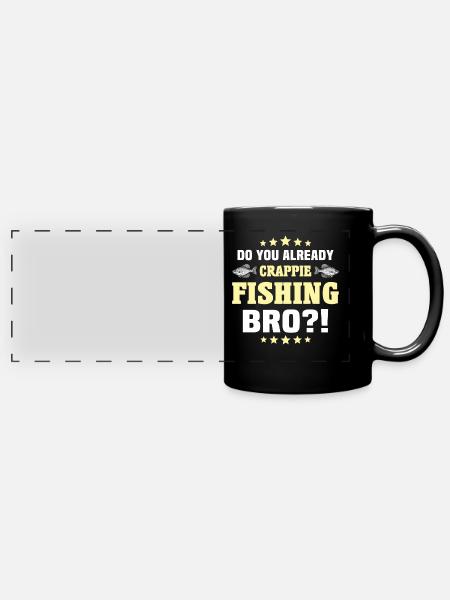 Sonnenbarsch Crappie Fishing - Panorama-Tasse farbig - Schwarz