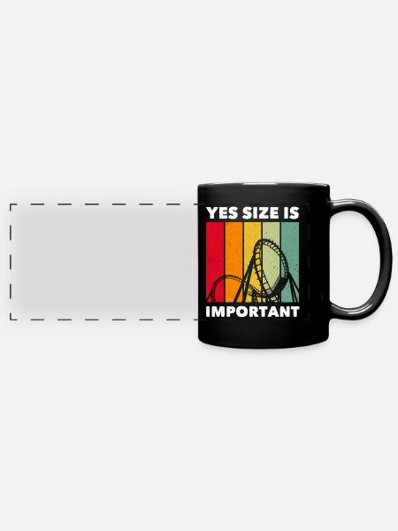 Achterbahn Roller Coaster - Panorama-Tasse farbig - Schwarz