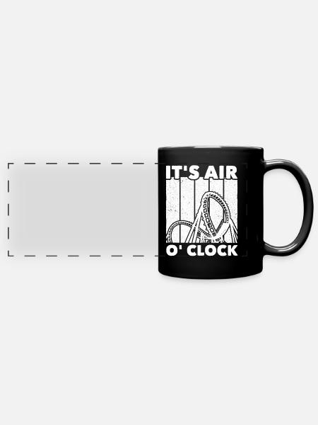 Achterbahn Roller Coaster - Panorama-Tasse farbig - Schwarz