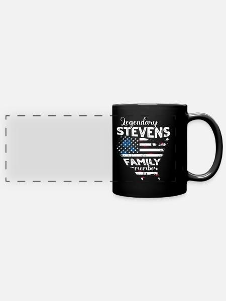 Familie Stevens US - Panorama-Tasse farbig - Schwarz