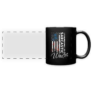 Sarkastischer Kellner - Panorama-Tasse farbig - Schwarz - Vorne