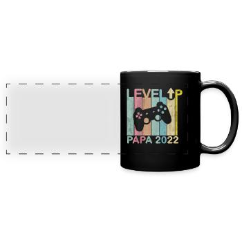 Mann Papa 2022 Zukünftige Eltern Level Up Spieler - Panorama-Tasse farbig - Schwarz - Vorne