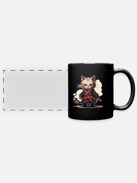 Japanese Samurai Kitty Swordplay - Panorama-Tasse farbig - Schwarz