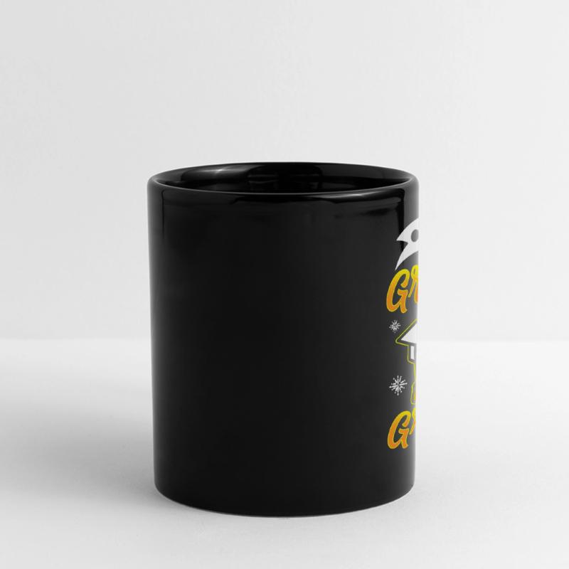 Stolze Großmutter Eines Absolventen Absolvent Panorama-Tasse farbig
