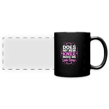Knie Operation - Panorama-Tasse farbig - Schwarz - Vorne