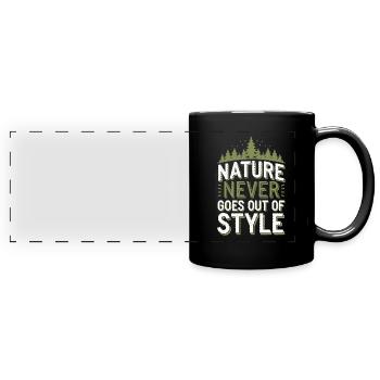Nostalgische Camping-erinnerungen, Retro-vibes, - Panorama-Tasse farbig - Schwarz - Vorne