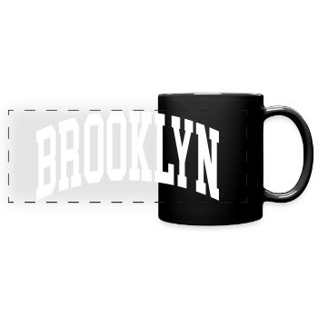 Brooklyn - Panorama-Tasse farbig - Schwarz - Vorne